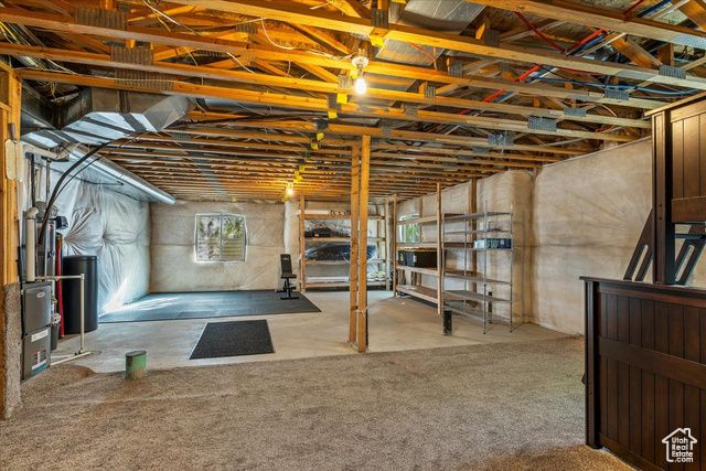 1427 S MOUNTAIN VIEW CT, Woods Cross, UT 84087