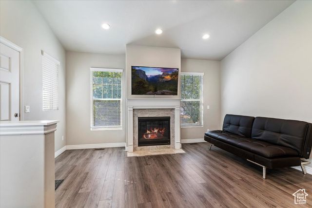 1427 S MOUNTAIN VIEW CT, Woods Cross, UT 84087
