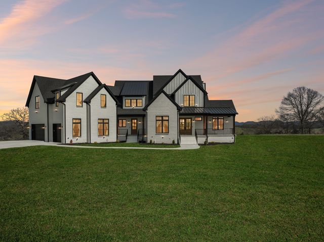 225 Boat Dock Rd, Hartsville, TN 37074