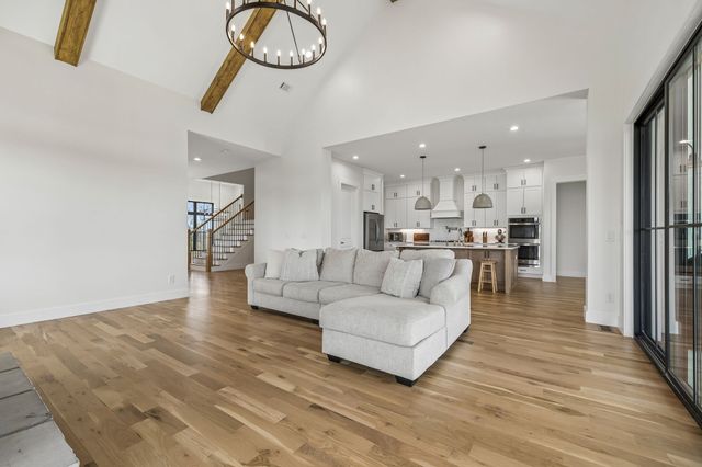 225 Boat Dock Rd, Hartsville, TN 37074