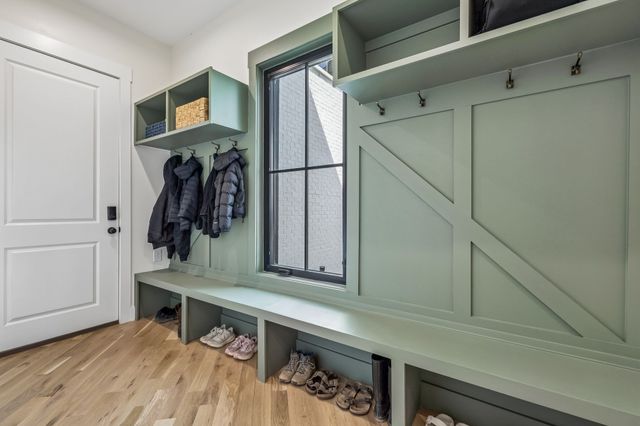 225 Boat Dock Rd, Hartsville, TN 37074