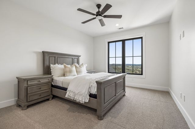 225 Boat Dock Rd, Hartsville, TN 37074