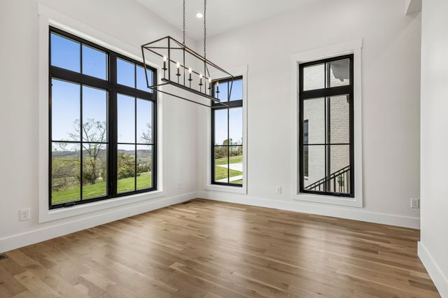 225 Boat Dock Rd, Hartsville, TN 37074