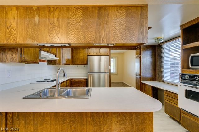 5 Mallory Street, Henderson, NV 89015