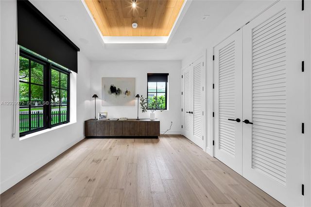 5111 Alhambra Cir, Coral Gables, FL 33146