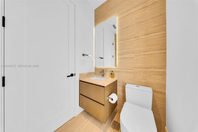 5111 Alhambra Cir, Coral Gables, FL 33146