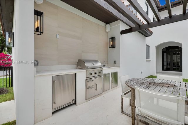 5111 Alhambra Cir, Coral Gables, FL 33146