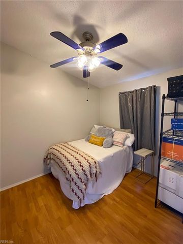 809 Dora CT, Virginia Beach, VA 23462