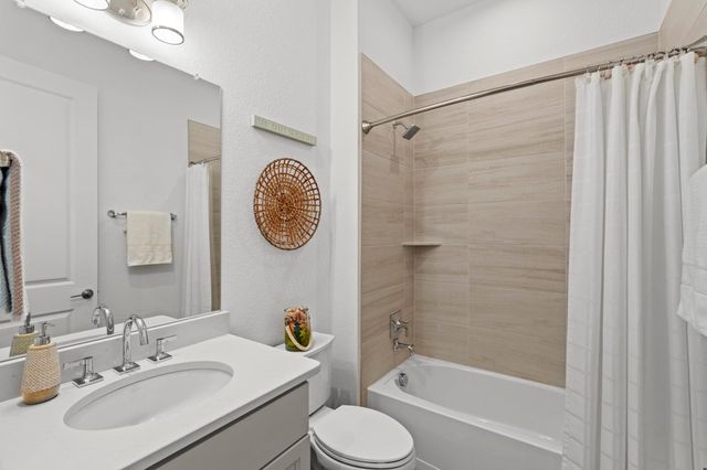 705 Castillo BND, Liberty Hill, TX 78642