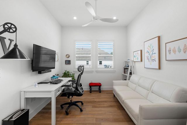 705 Castillo BND, Liberty Hill, TX 78642