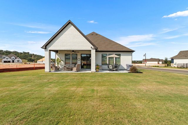 705 Castillo BND, Liberty Hill, TX 78642