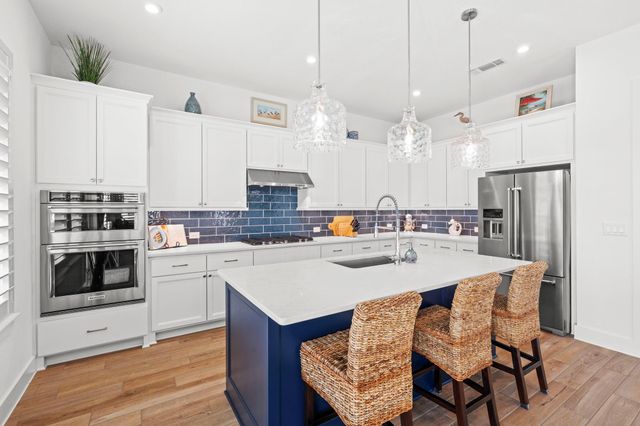 705 Castillo BND, Liberty Hill, TX 78642