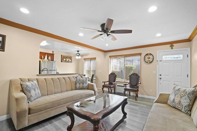 792 Avocado Ave 26, El Cajon, CA 92020