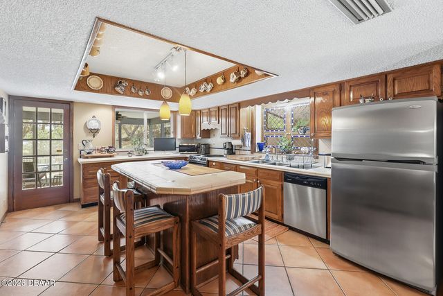 6491 Spruce Creek Road, Port Orange, FL 32127