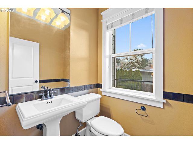 9408 Se CAUSEY Ave Se, Happy Valley, OR 97086