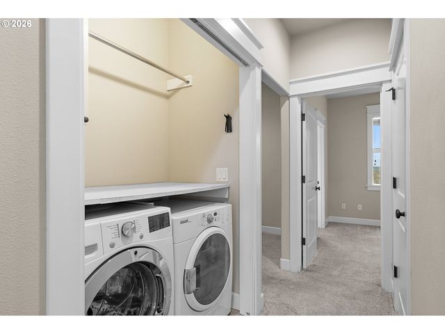 9408 Se CAUSEY Ave Se, Happy Valley, OR 97086