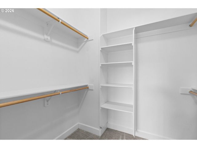 9408 Se CAUSEY Ave Se, Happy Valley, OR 97086