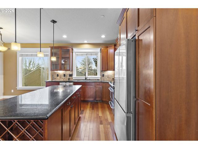 9408 Se CAUSEY Ave Se, Happy Valley, OR 97086