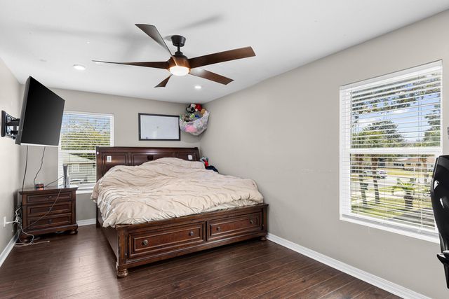 5 NE Bedford Place, Fort Walton Beach, FL 32547