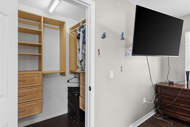 5 NE Bedford Place, Fort Walton Beach, FL 32547