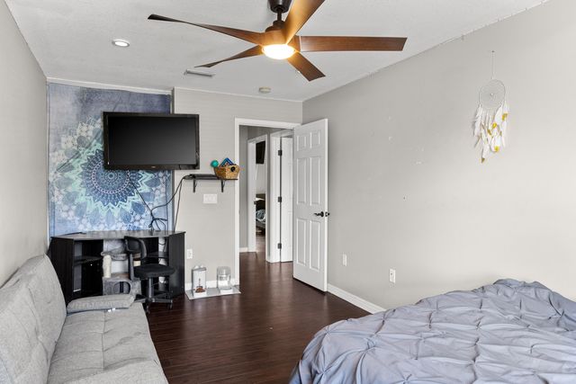 5 NE Bedford Place, Fort Walton Beach, FL 32547