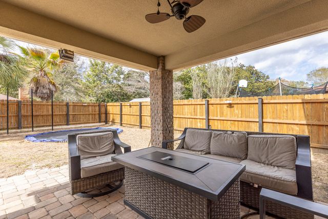 5 NE Bedford Place, Fort Walton Beach, FL 32547