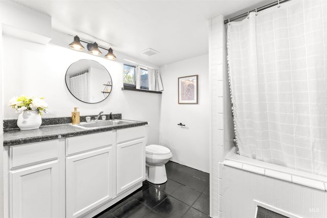 3204 W Rose Hill St, Boise, ID 83705