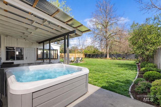 3204 W Rose Hill St, Boise, ID 83705