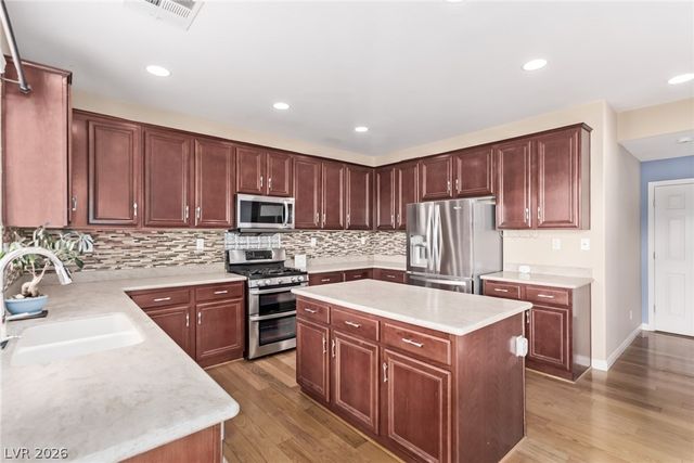 2109 Red Gate Avenue, North Las Vegas, NV 89081