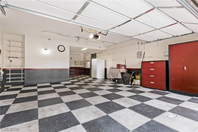 2109 Red Gate Avenue, North Las Vegas, NV 89081