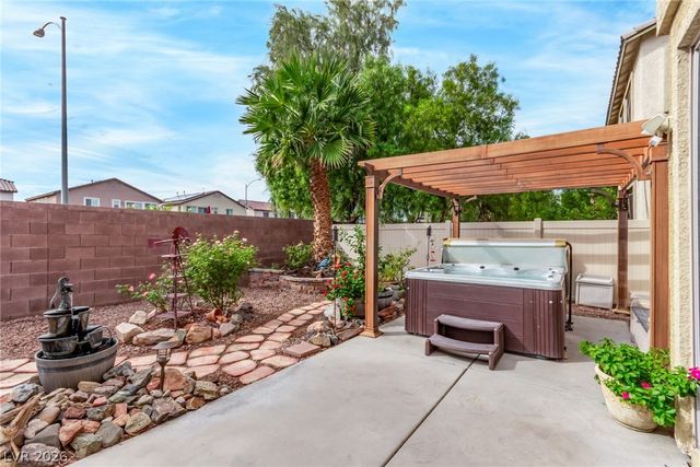 2109 Red Gate Avenue, North Las Vegas, NV 89081