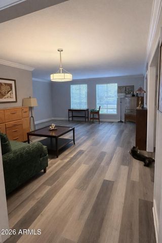 1132 E VILLAGE CIRCLE Drive, Phoenix, AZ 85022