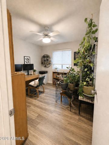 1132 E VILLAGE CIRCLE Drive, Phoenix, AZ 85022