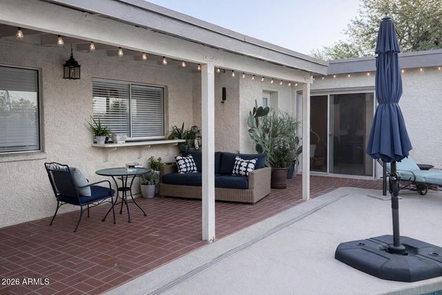 1132 E VILLAGE CIRCLE Drive, Phoenix, AZ 85022