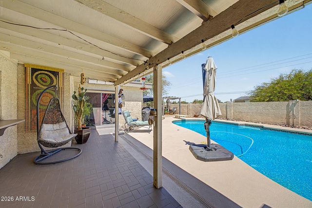 1132 E VILLAGE CIRCLE Drive, Phoenix, AZ 85022