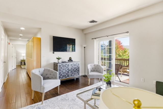 501 Commerce 4306, Braintree, MA 02184