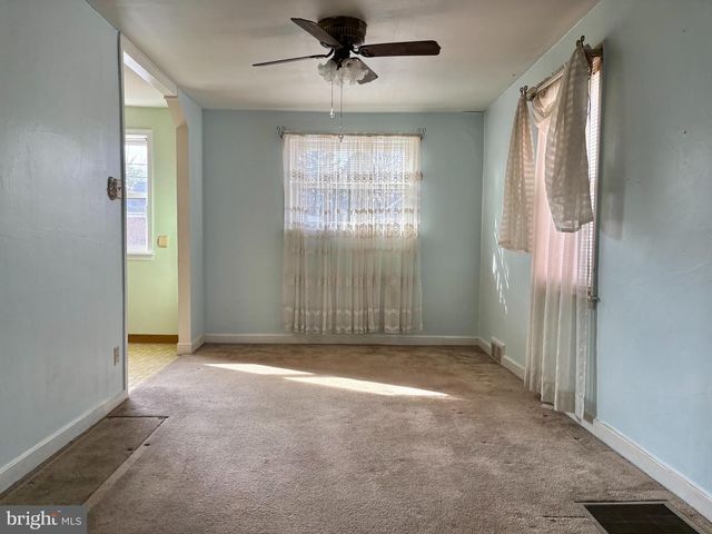 1110 COBBS ST, Drexel Hill, PA 19026