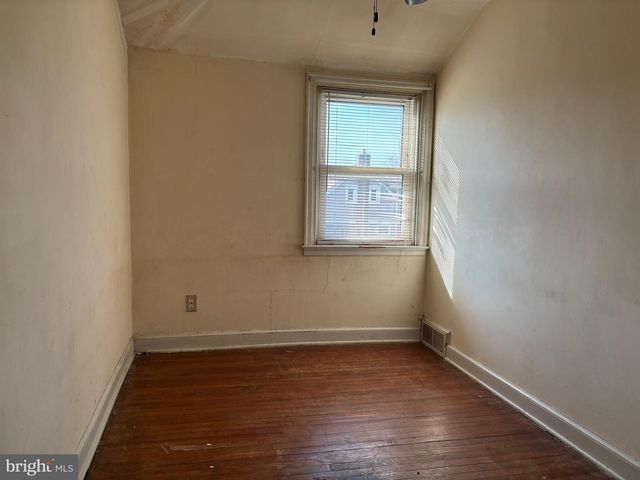 1110 COBBS ST, Drexel Hill, PA 19026