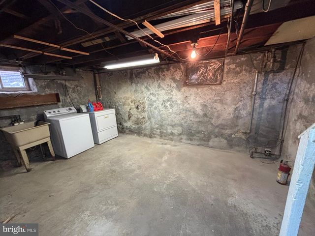 1110 COBBS ST, Drexel Hill, PA 19026