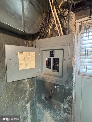 1110 COBBS ST, Drexel Hill, PA 19026