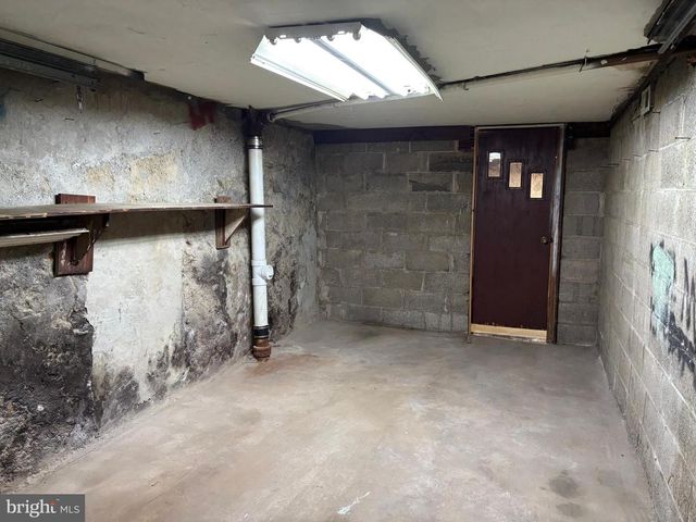 1110 COBBS ST, Drexel Hill, PA 19026