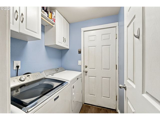 1420 Ne 20TH St, Gresham, OR 97030