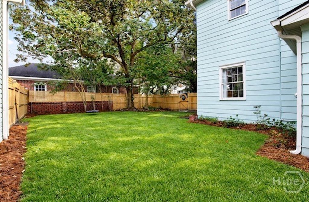 Image 23 of property listing at 310 Washington Avenue, Savannah, GA 31405