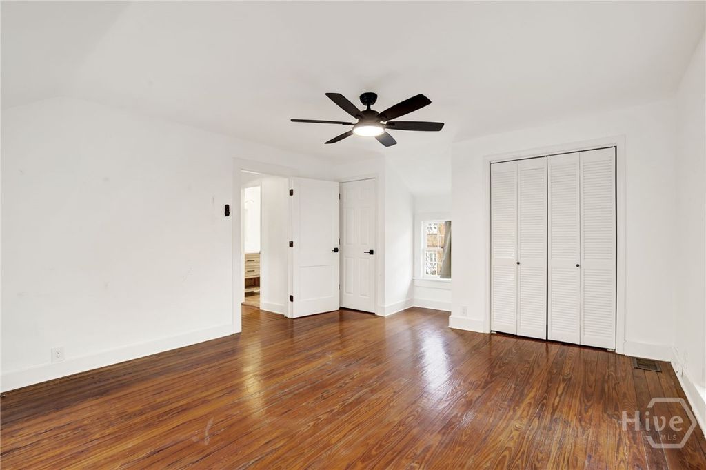 Image 30 of property listing at 310 Washington Avenue, Savannah, GA 31405