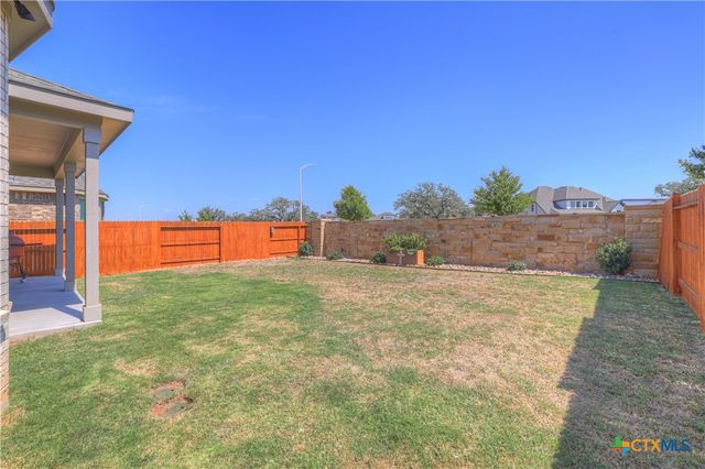 2223 Bluewood Street, New Braunfels, TX 78132