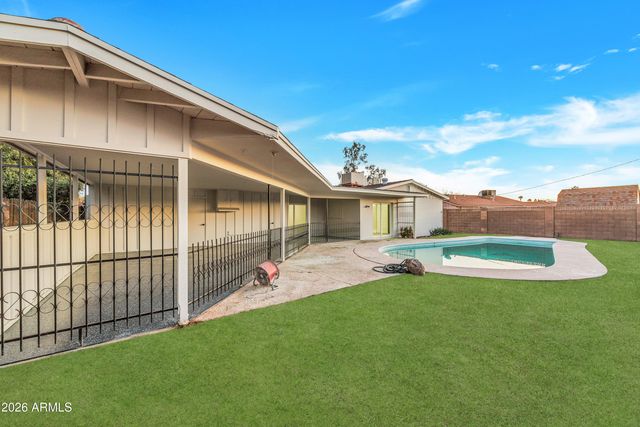 2218 W POINSETTIA Drive, Phoenix, AZ 85029