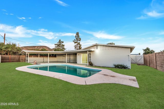 2218 W POINSETTIA Drive, Phoenix, AZ 85029