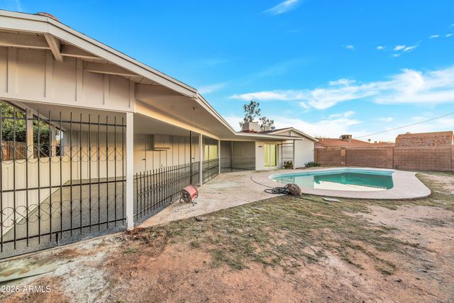 2218 W POINSETTIA Drive, Phoenix, AZ 85029