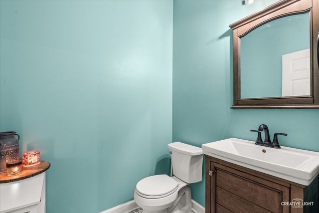 2107 Waterbury Drive, Joliet, IL 60431