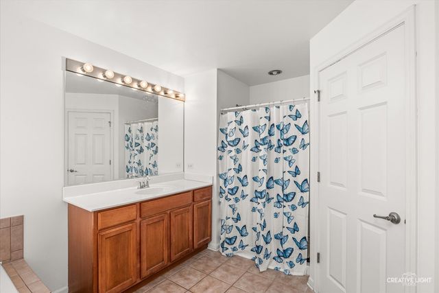 2107 Waterbury Drive, Joliet, IL 60431